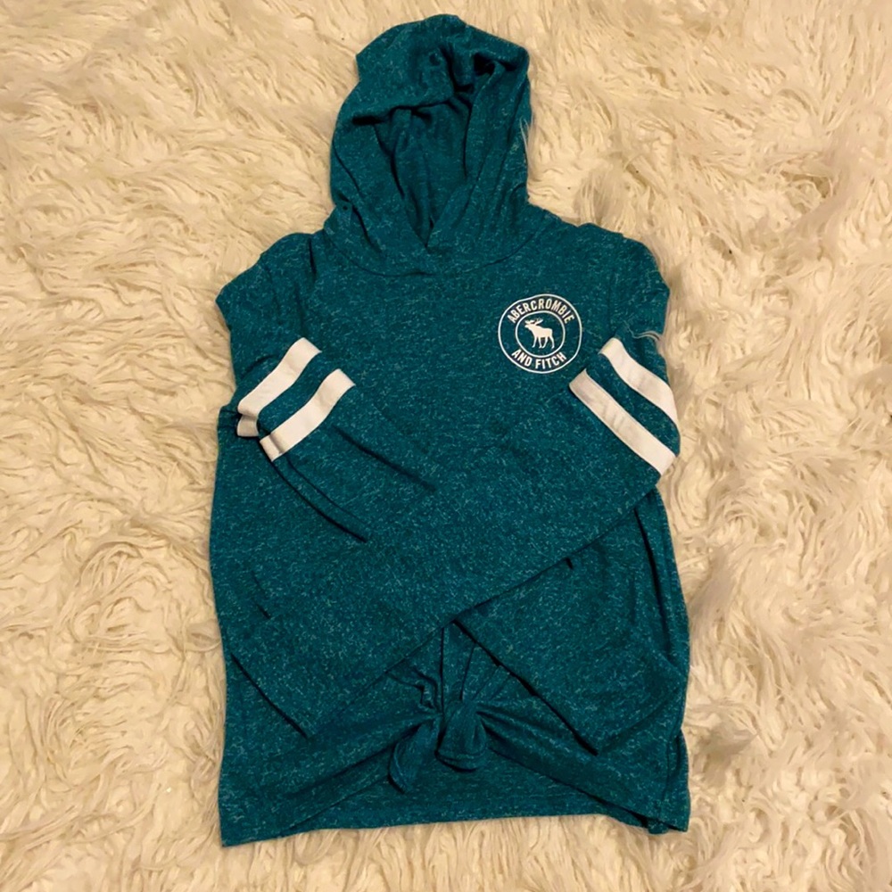 Thin Abercrombie and Fitch Hoodie